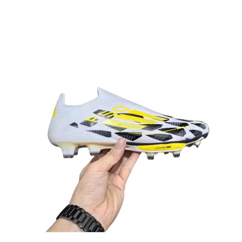 Футбольный Бутсы PREDATOR adidas 11042