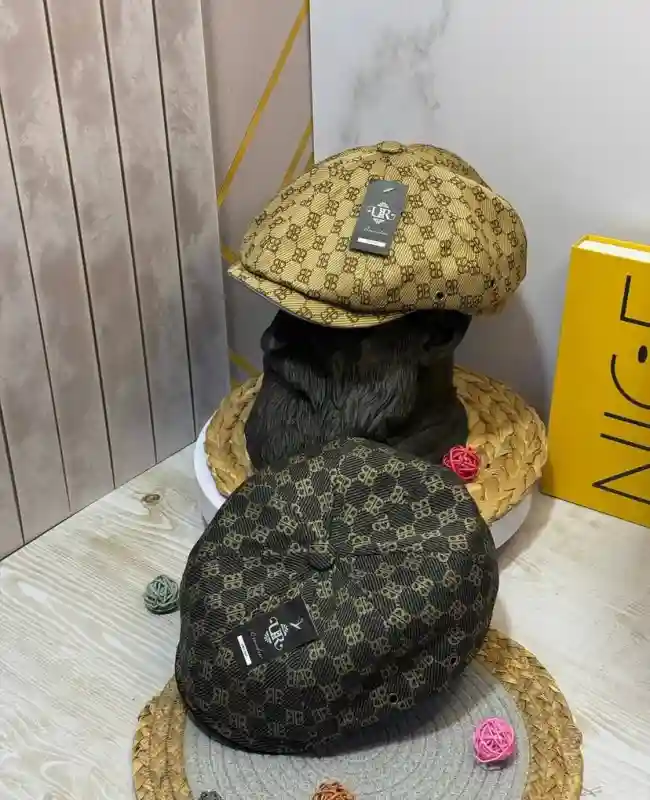 Кепка золотистый Gucci