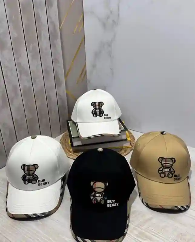 Бейсболка Burberry  черный 12497