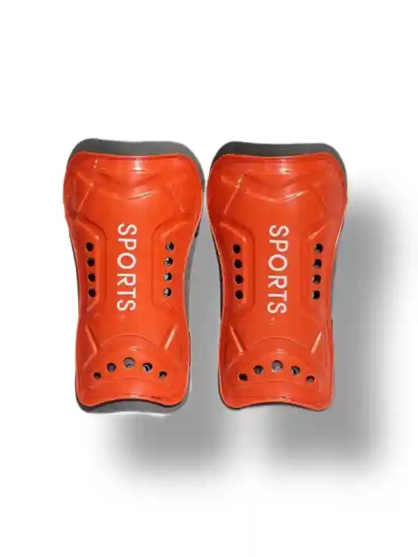 ЩИТКИ ФУТБОЛЬНЫЕ GF-5 красный