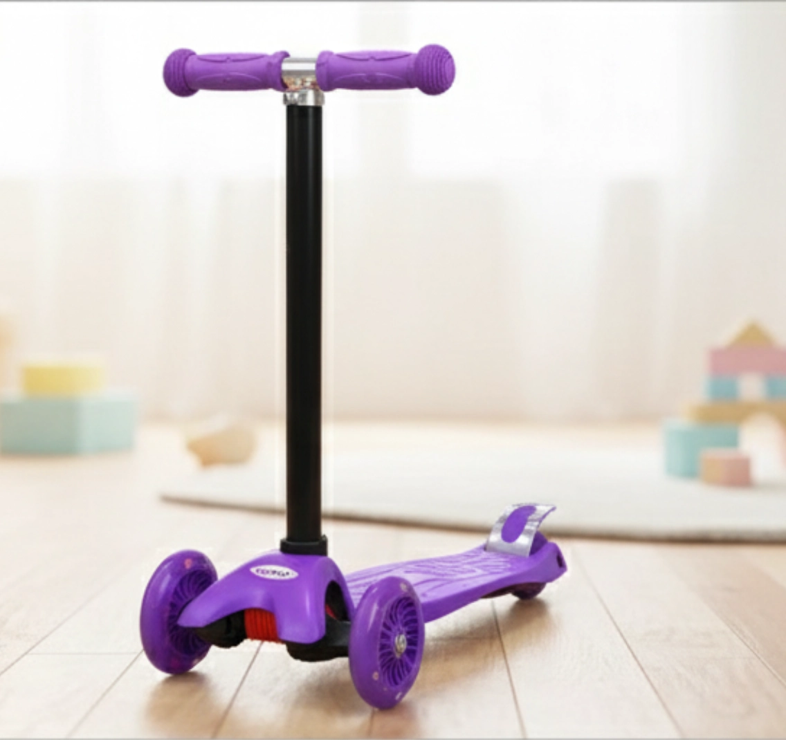 Детский самокат трёхколёсный (фиолетовый)