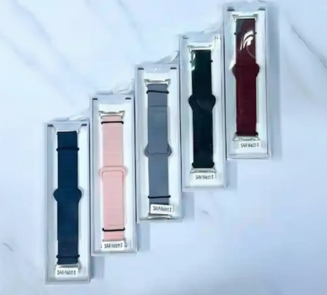 Спортивный силиконовый ремешок для Samsung Watch 8 / Classic