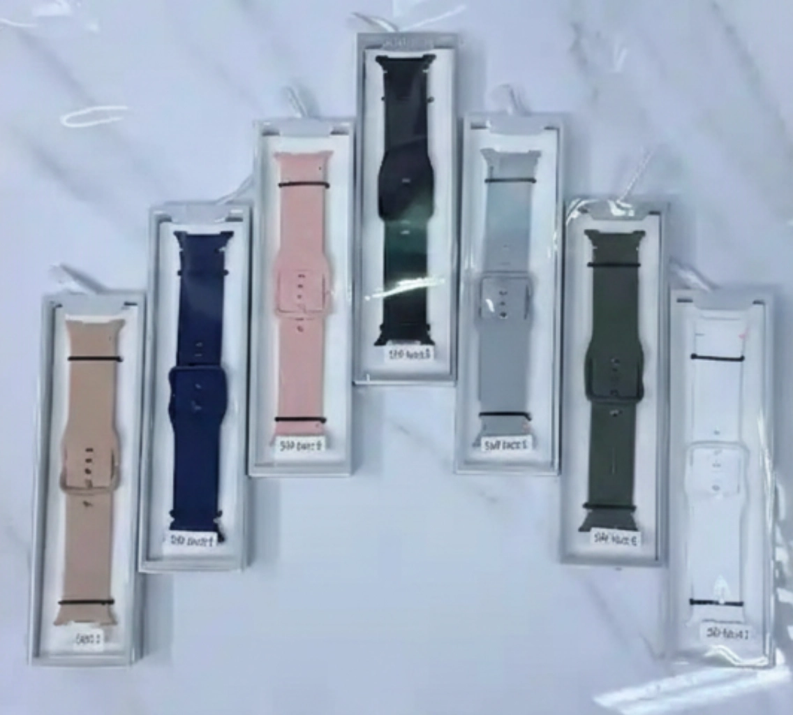 Мягкий силиконовый ремешок для Samsung Watch 8 / Classic