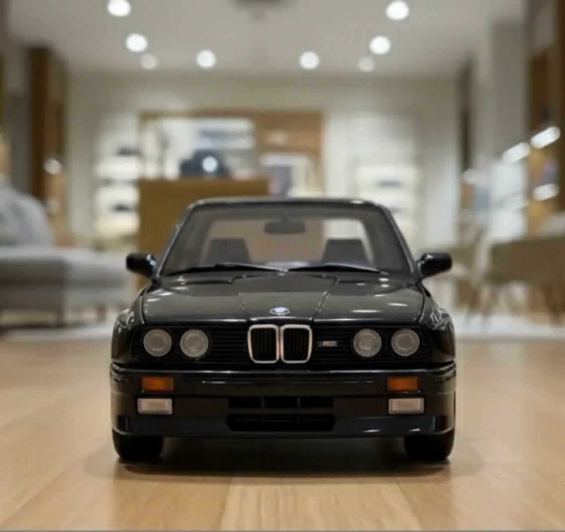 Коллекционная модель автомобиля BMW M3 E30 (1990), ограниченная серия