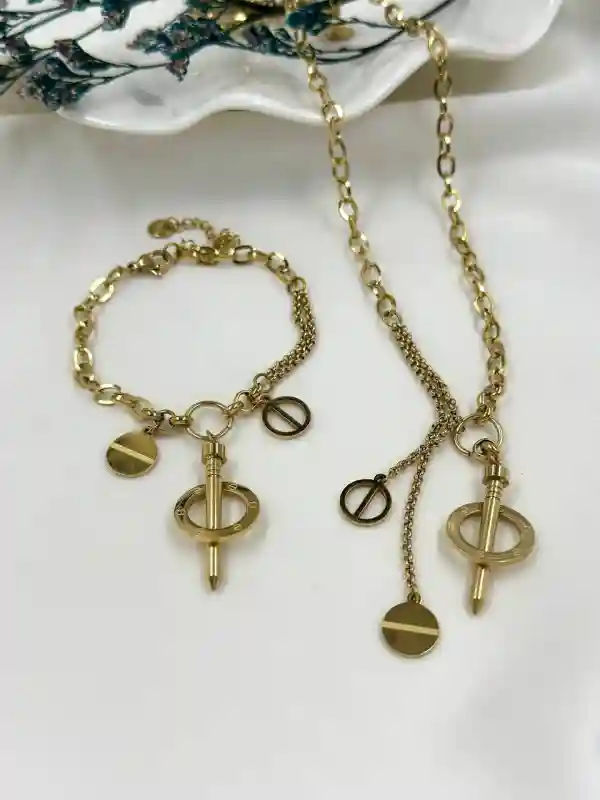  Комплект украшений Бижутерный TITAN 7252