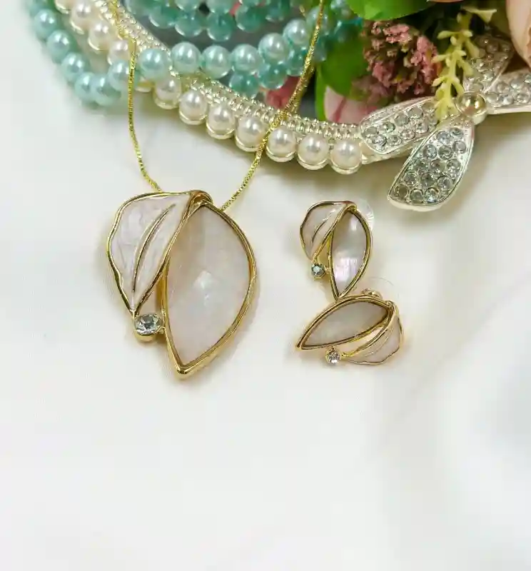 Комплект Viennois бижутерный сплав 7364