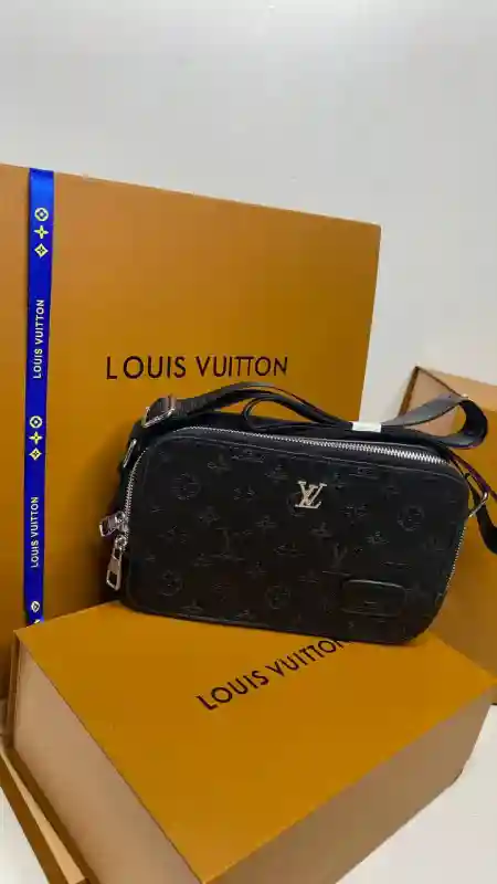 Сумка слинг Louis Vutton 9257