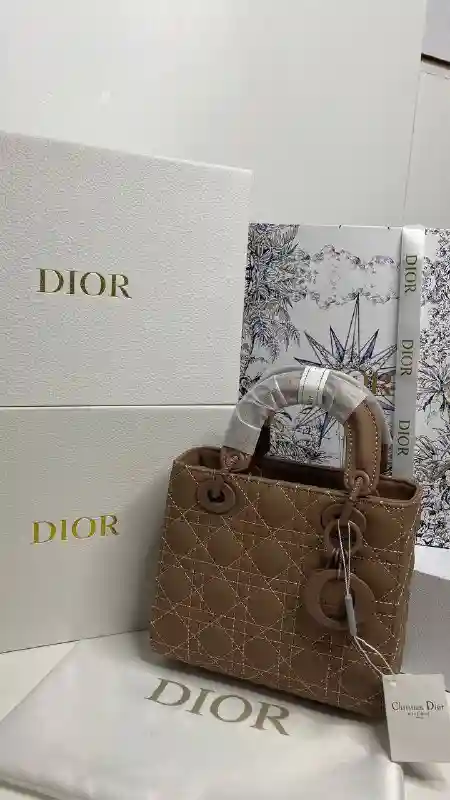 Dior Сумка на плечо кросс-боди 9273