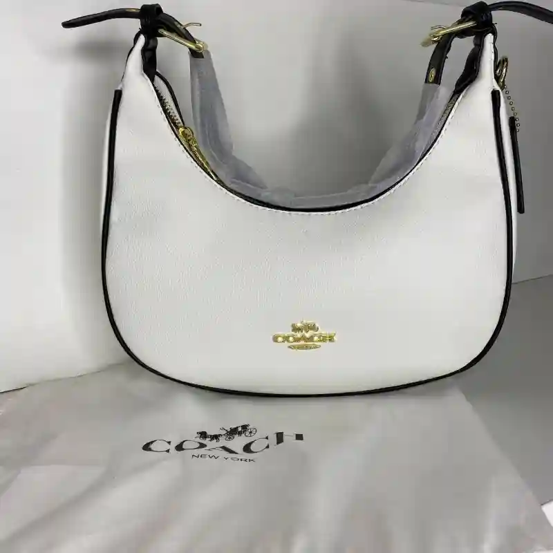 COACH Сумка на плечо полумесяц 9300