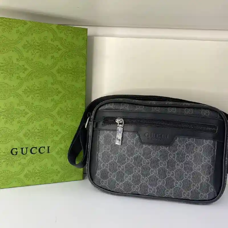  Gucci Сумка на плечо 9318