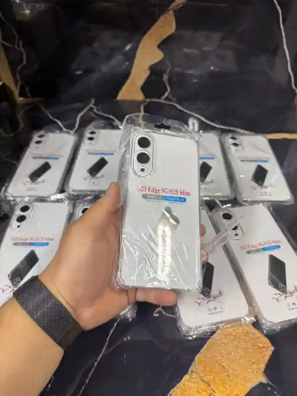 Ультратонкий прозрачный чехол