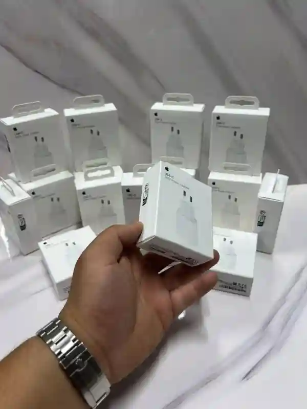 Сетевое зарядное устройство Apple 20W