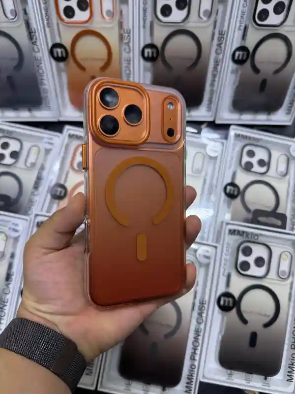 Матовый чехол MagSafe