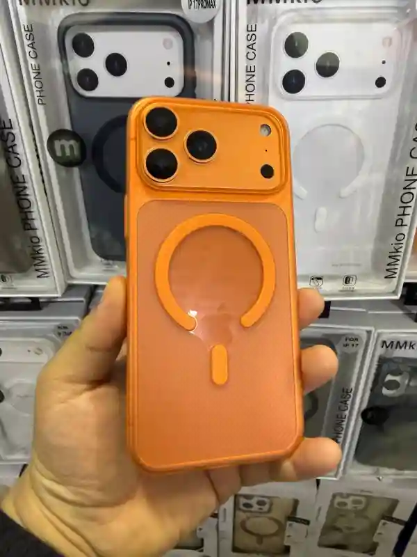 Матовый чехол MagSafe