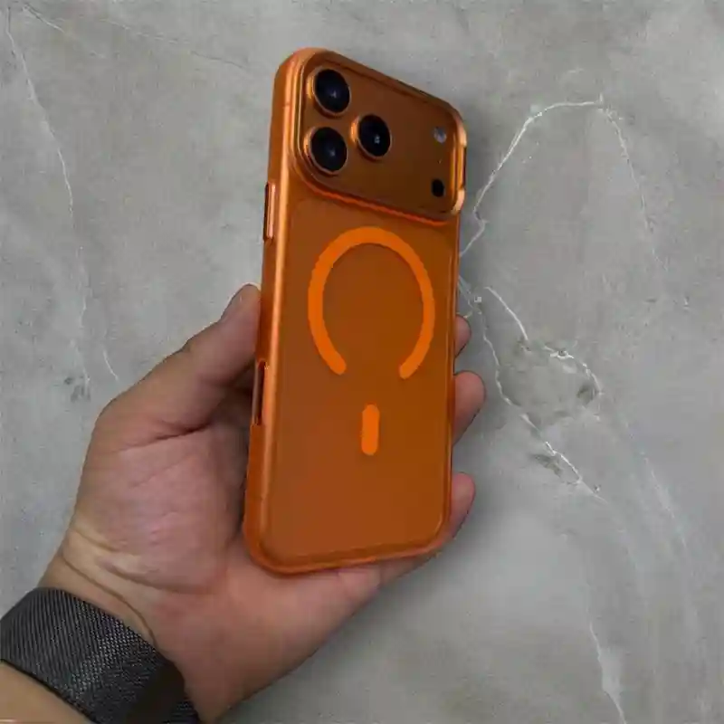 Матовый чехол MagSafe