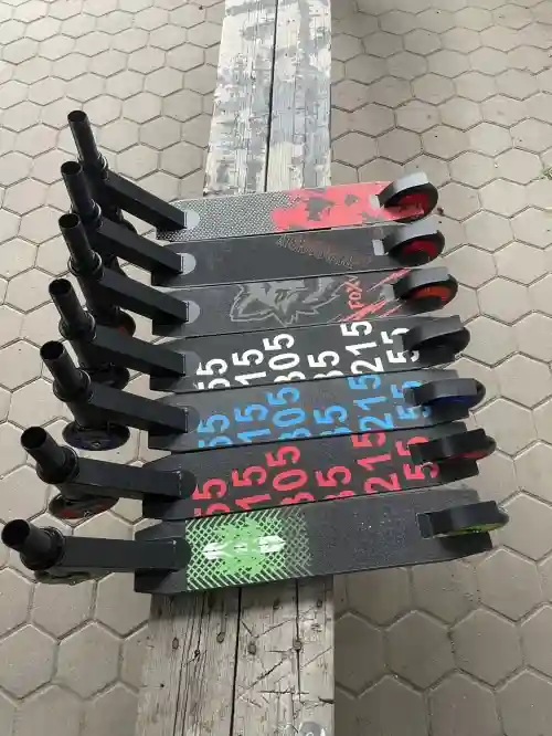 Самокат трюковой с пластиковыми дисками — снаряд для обучения трюкам