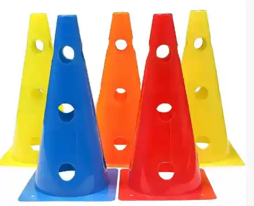 Конус тренировочный с отверстиями 48см