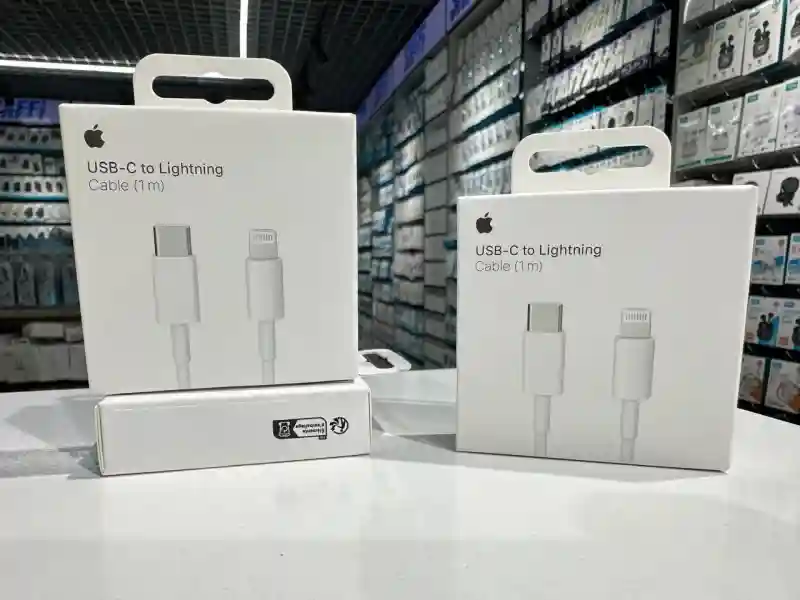 USB-C to Lightning кабель 1м 25165