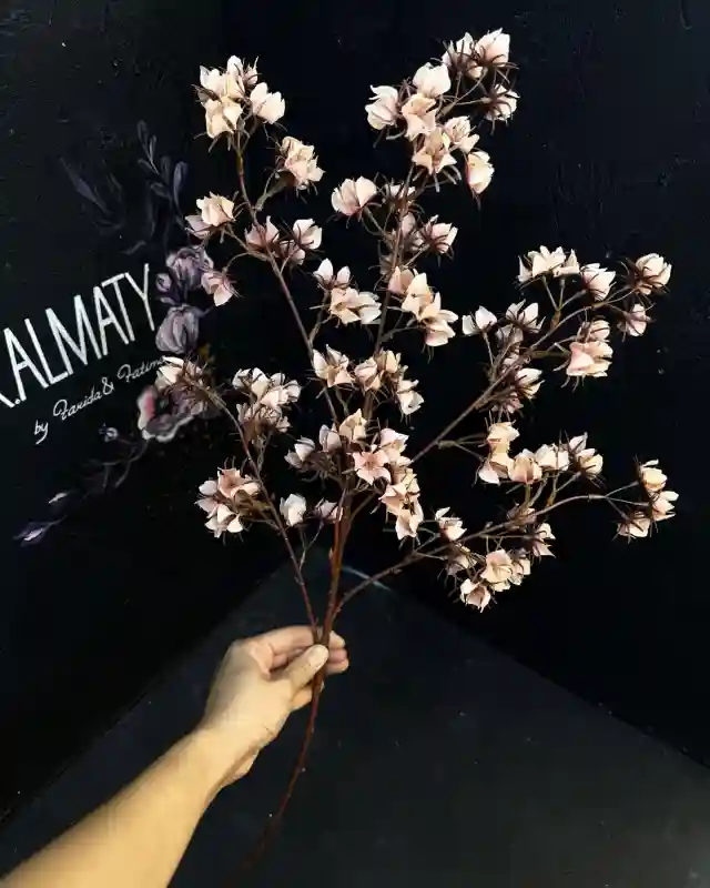 Искусственные цветы Клюква