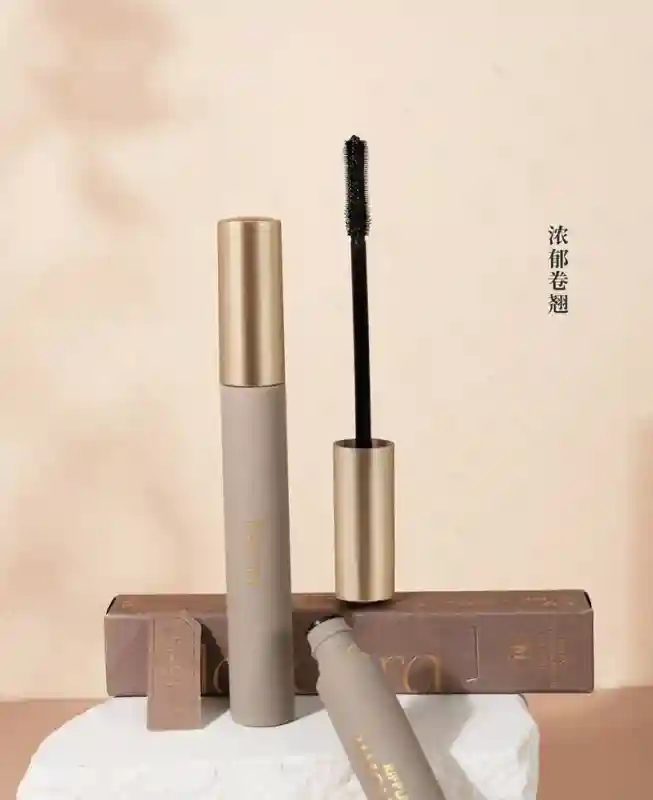 Тушь для ресниц INSITI Volume