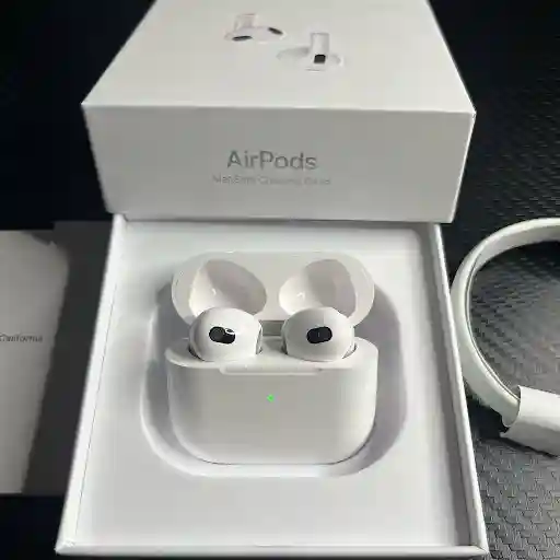 Беспроводные наушники AirPods 3 Premium