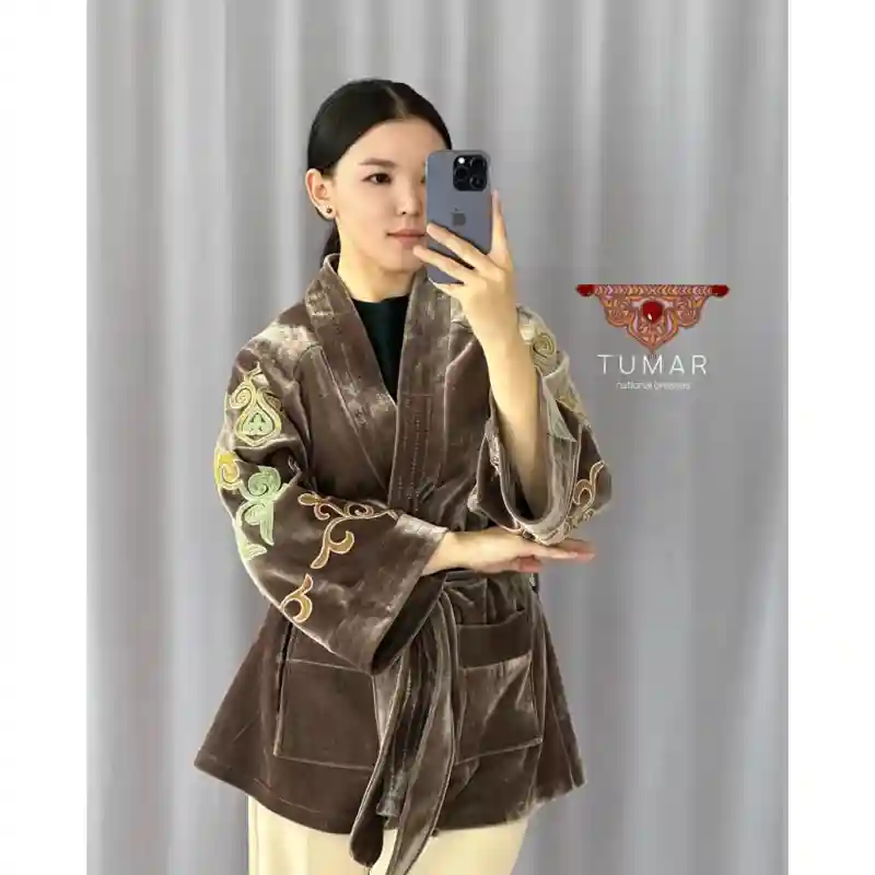 Кимино коричневое размер 52