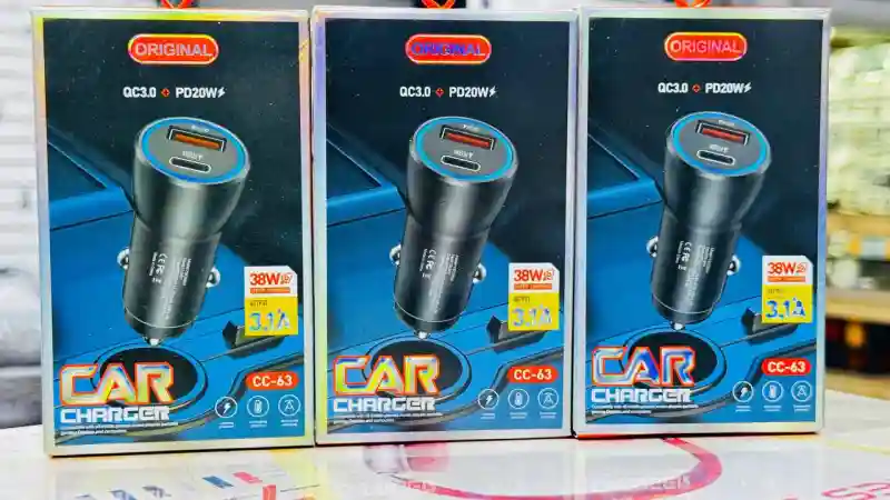 Автомобильное зарядное устройство CC63