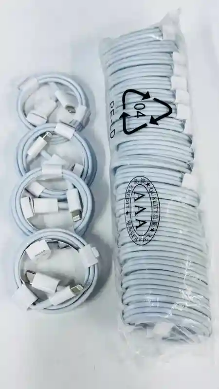 Кабель Type-C to Lightning