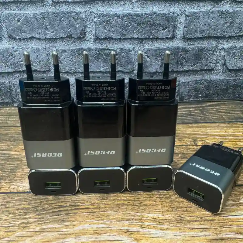 Сетевой адаптер металлический (модель МТ55)