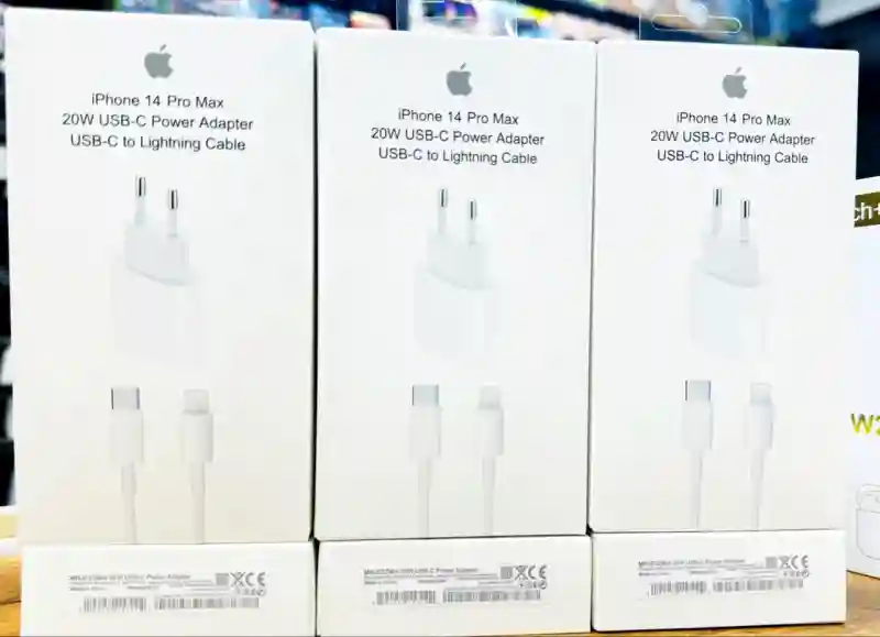 Сетевое зарядное устройство Apple 20W