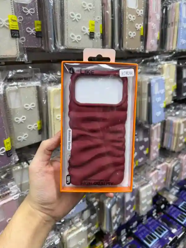 Женский матовый чехол i-Like (волны)