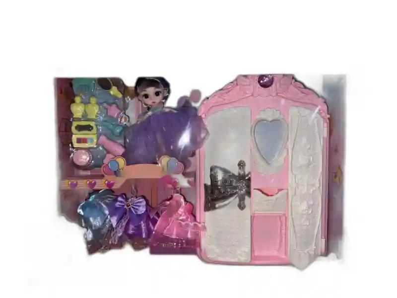 Кукла с гардеробом и аксессуарами