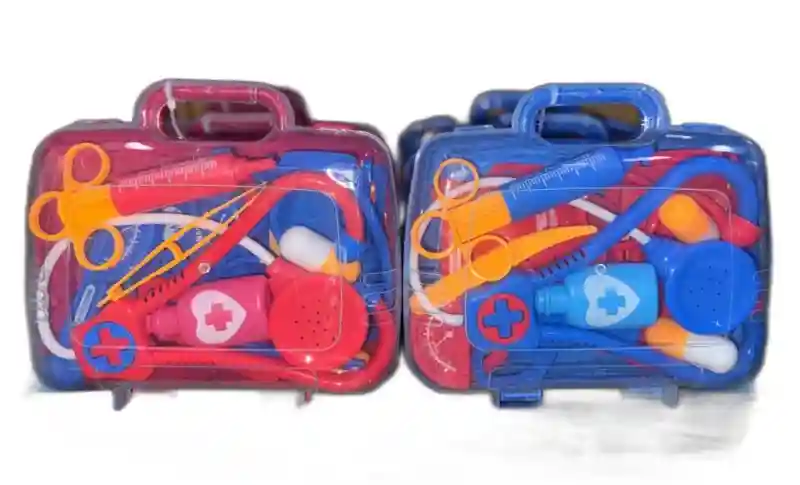 Игровой набор Доктор в чемодане (13 предметов)