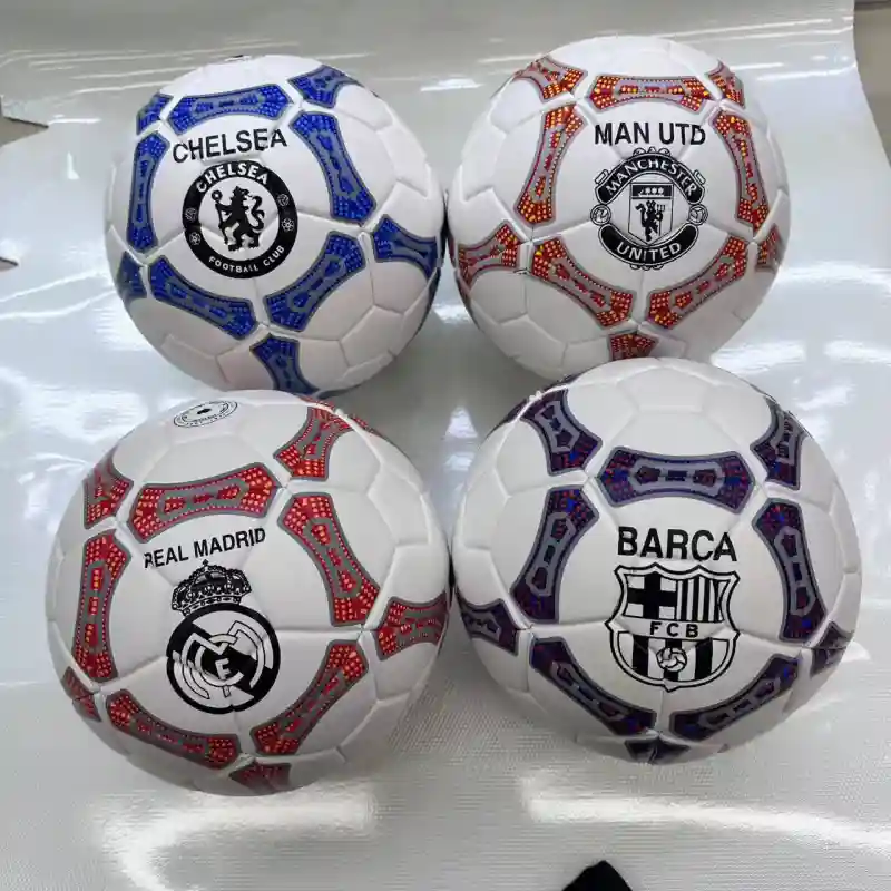 Футбольные мячи Кожзам