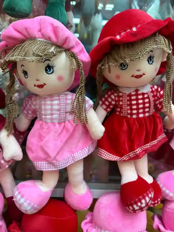 Плюшевая игрушка Кукла в платье