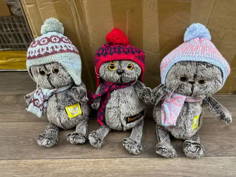 Плюшевая игрушка Кот Басик в шапке с шарфом