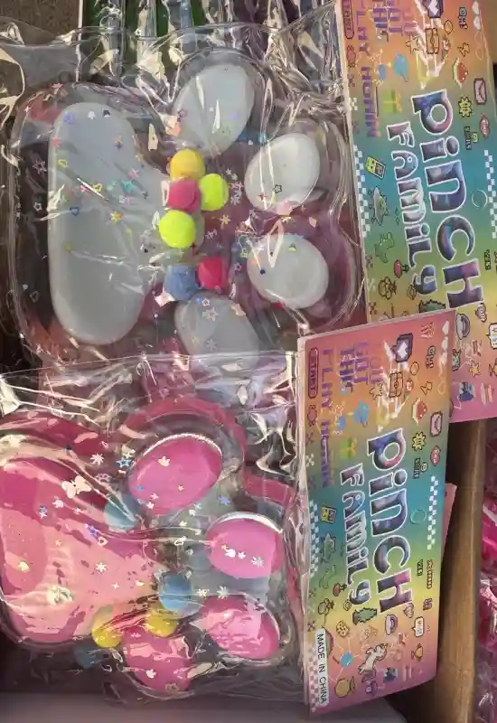 Антистресс-игрушка Pinch Family, лапка