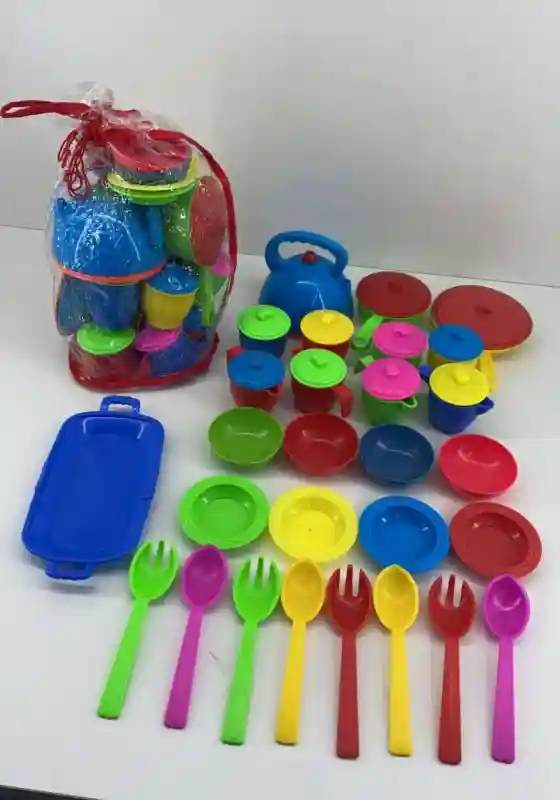 Детский игровой набор посуды и кухонных принадлежностей, разноцветный
