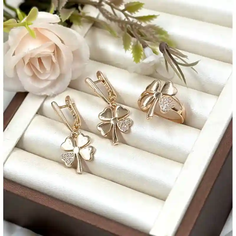 Комплект бижутерии DIAMOND (арт. 100094)