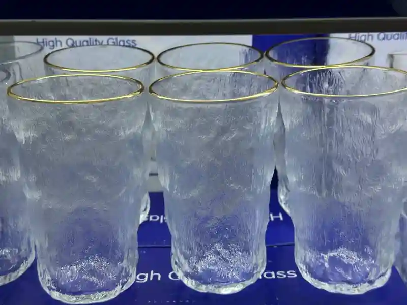 Набор стаканов High Quality Glass с золотистым ободком, 6 шт.