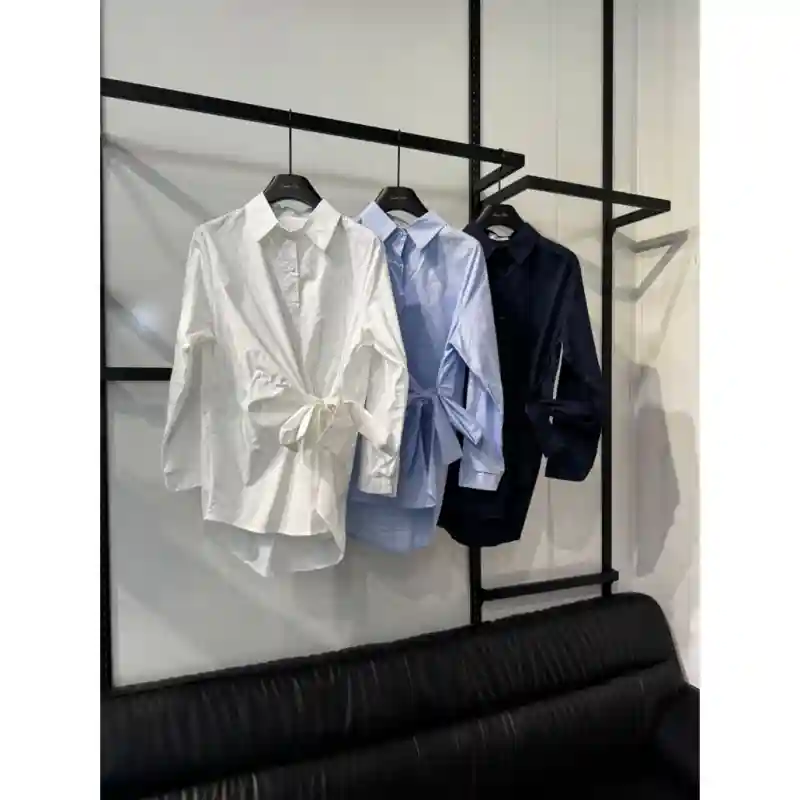 Женская рубашка с декоративной сборкой - Голубая S