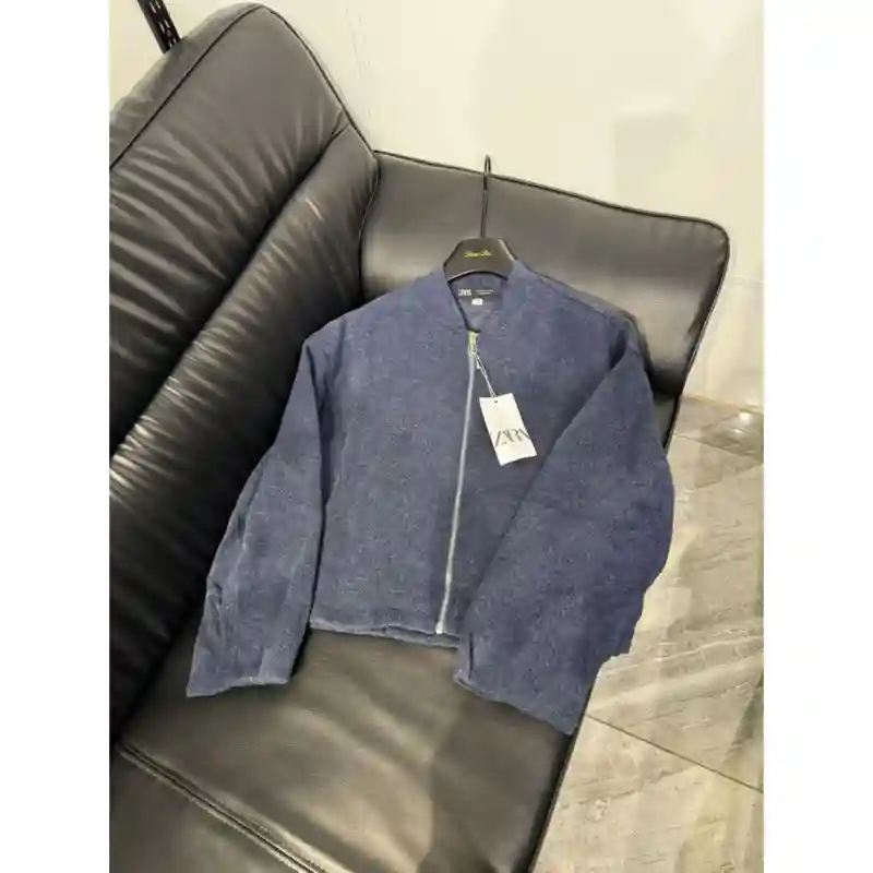 12108 - Женский тёплый бомбер на молнии - Тёмно-синий M