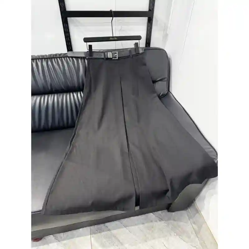 12235 - Стильная классическая юбка с разрезом - Черный S