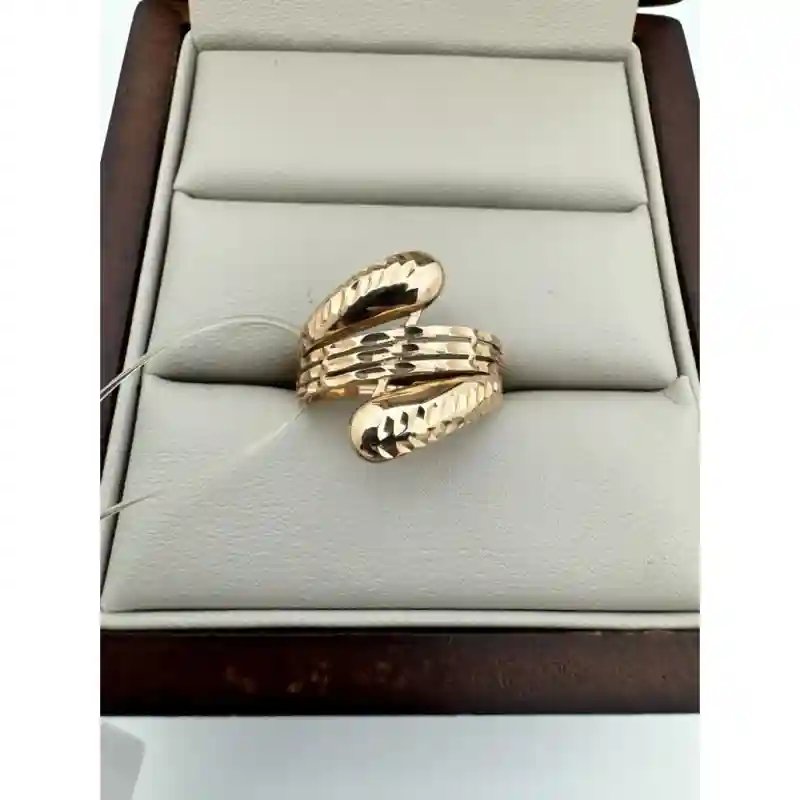 Кольцо Zara Gold 822177949 размер 17.5 вес 2.81 г золото, без вставок