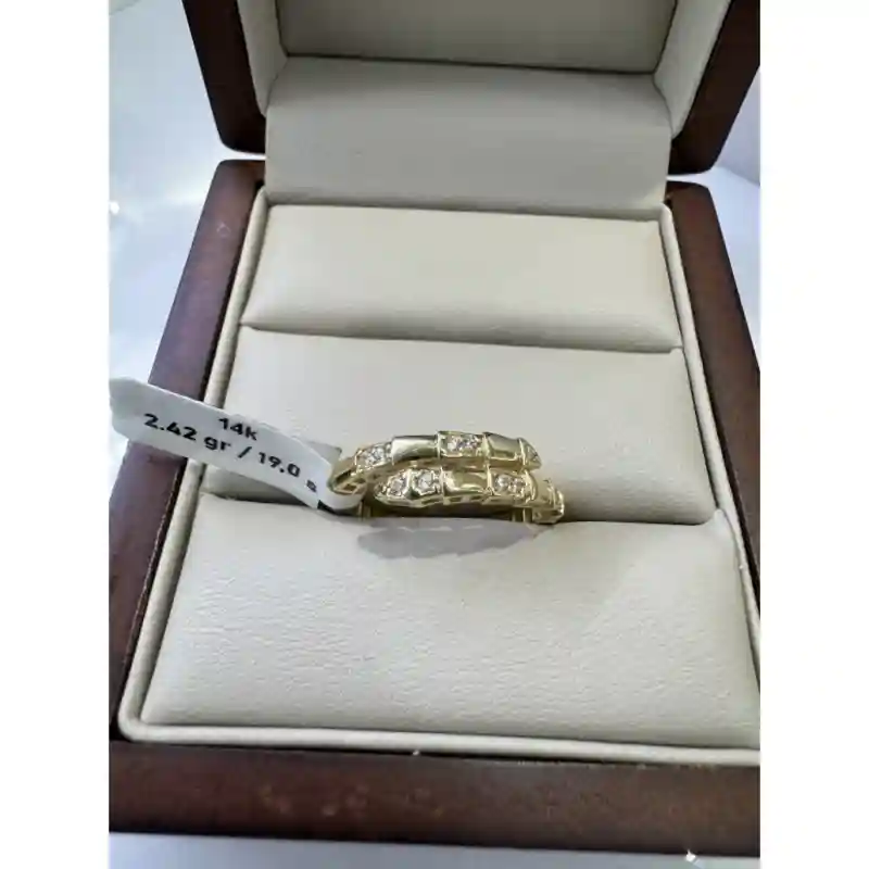 Кольцо Zara Gold 004556 размер 19 вес 2.42 г золото, сплав покрытый розовым золо