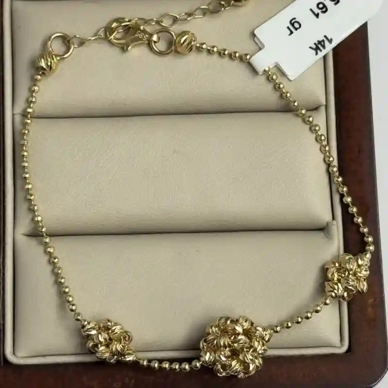 14648 Золотой браслет 14К с ажурными цветочными элементами