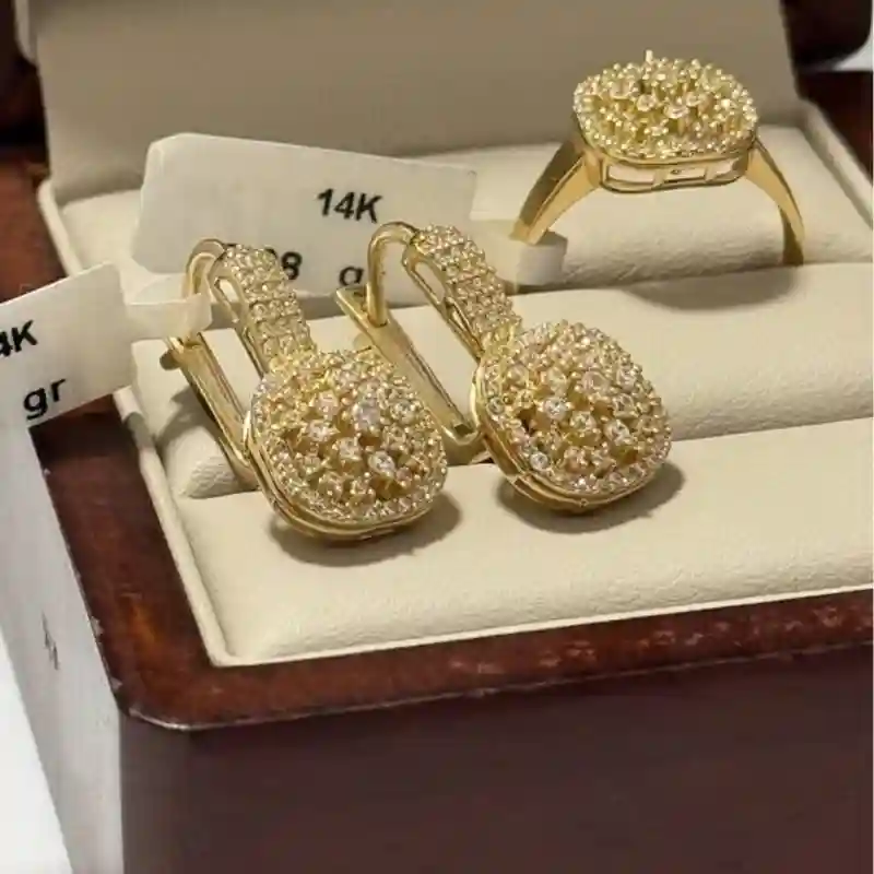 14669 Комплект из жёлтого золота 14К с фианитами (кольцо + серьги)