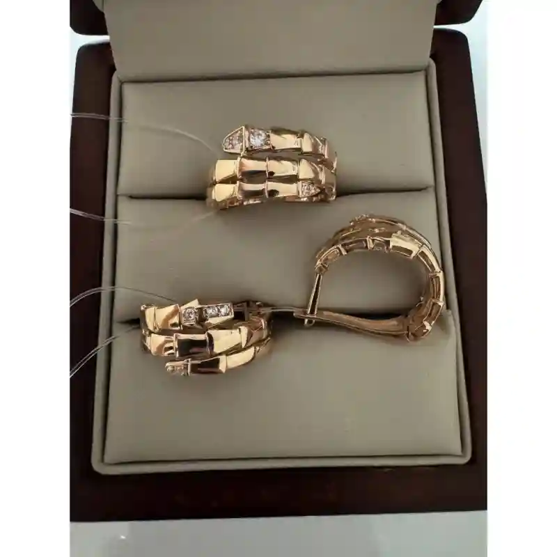 14683 Комплект из жёлтого золота 14К с геометрическим дизайном и фианитами