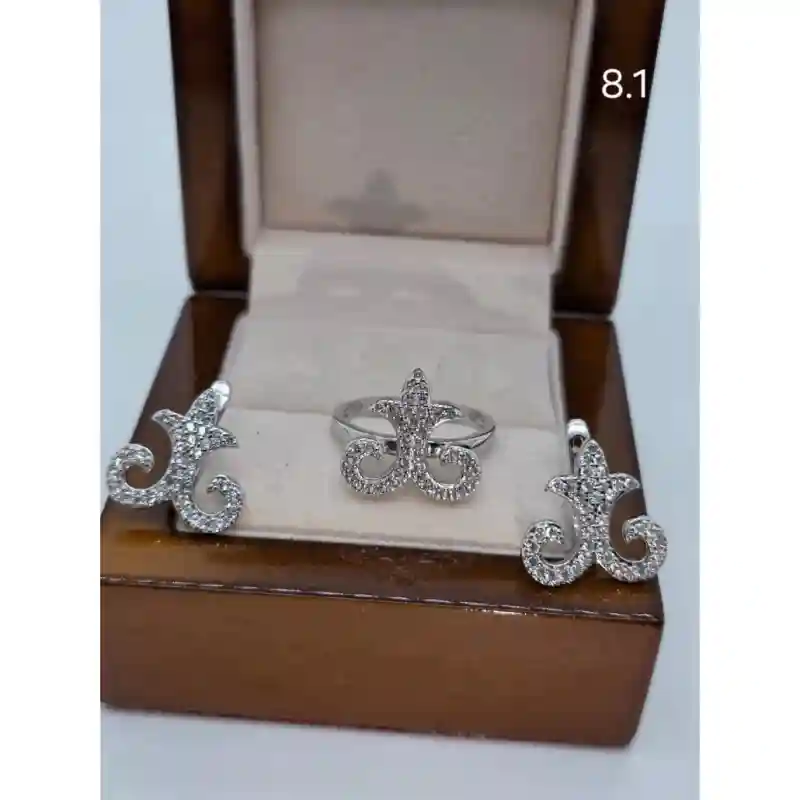 Ювелирные украшения Комплекты украшений серебро 15067