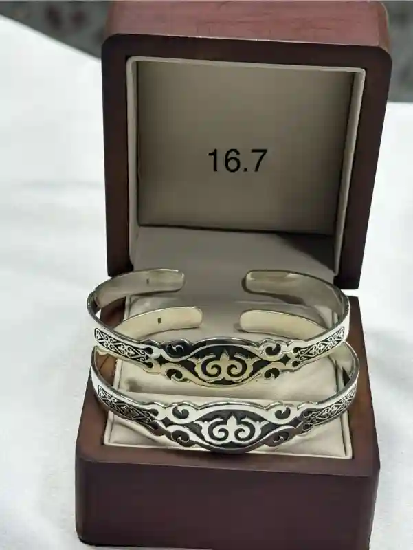 Ювелирные украшения Браслеты серебро 15172